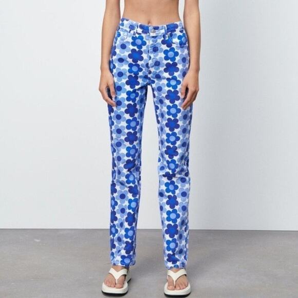 Zara Jeans Size 4 Blue White Flowers High Rise Straight Flat Front Pants Denim - Picture 3 of 13